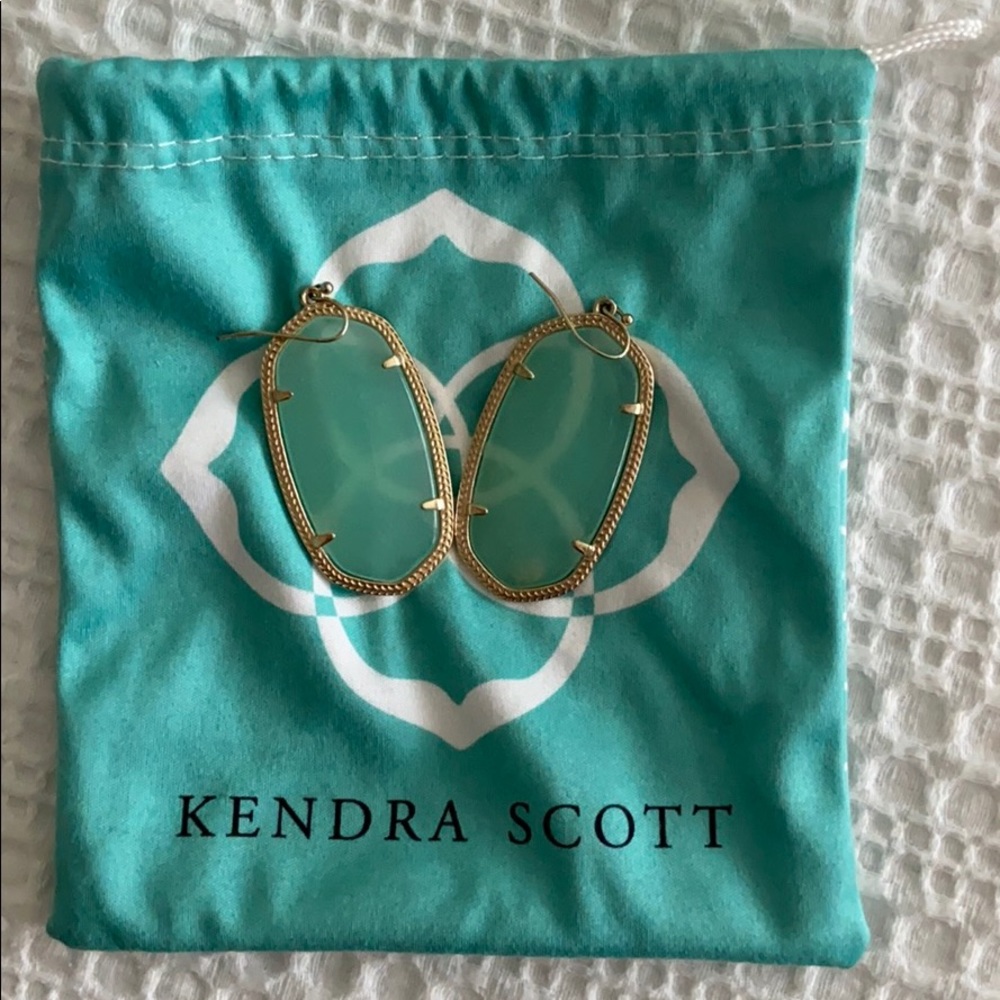 Kendra Scott Danielle Earrings